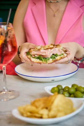 Il Baretto Di Davanti Chamberí